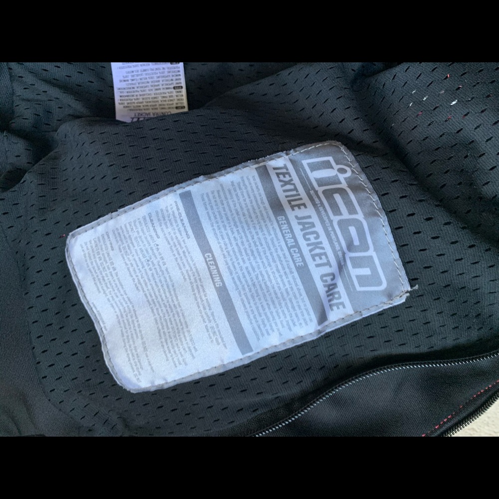 Icon motorcycle jacket with padding, size L, pink and black - Picture 5 of 16